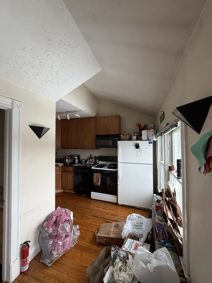 62 Ridgemont St #2 - Photo 6 of 27