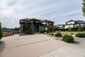 featured image of 5545 146 St #BS