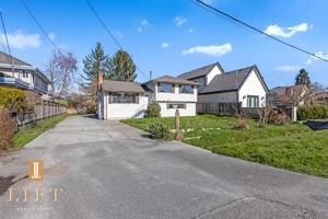featured image of 9460 Pinewell Cres #9460