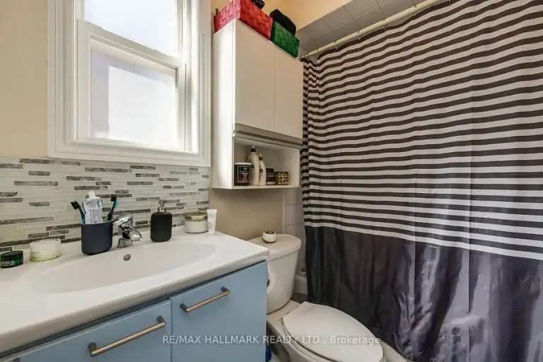 96 Hertle Ave - Photo 4 of 10