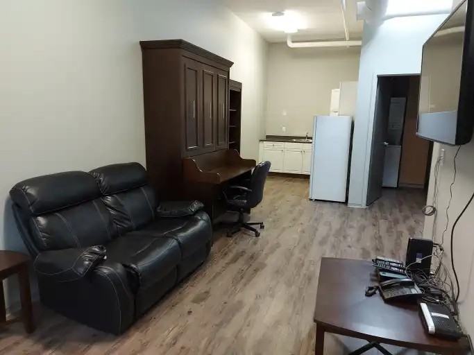 9815 97 Ave #102 - Photo 2 of 8