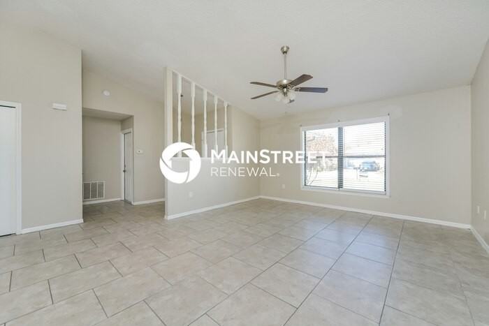 604 Basingstoke Ct - Photo 3 of 15