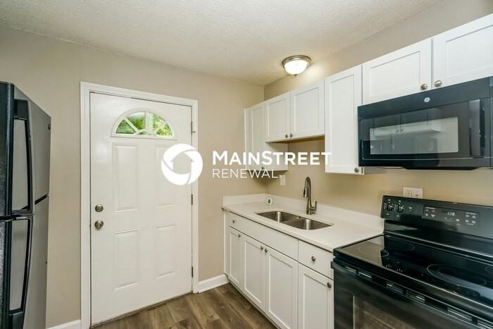 3622 W Jefferson St - Photo 6 of 16