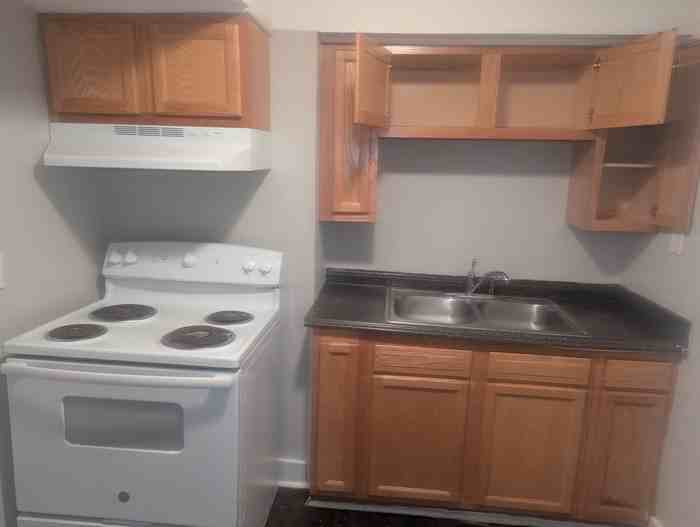 1844 Augusta Dr #12 - Photo 3 of 7