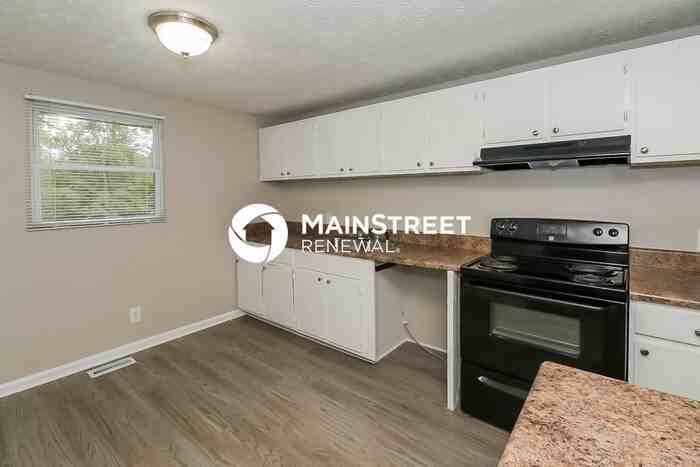 7180 Buck Creek Dr - Photo 5 of 18