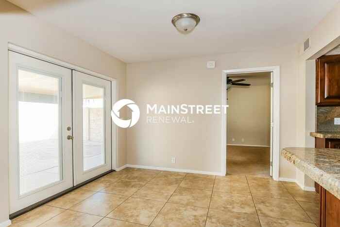 510 E Marco Polo Rd - Photo 5 of 18