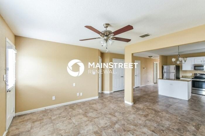 5703 Fossil Cyn - Photo 4 of 16