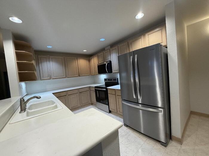 1291 Moanalualani Way #16A - Photo 2 of 4