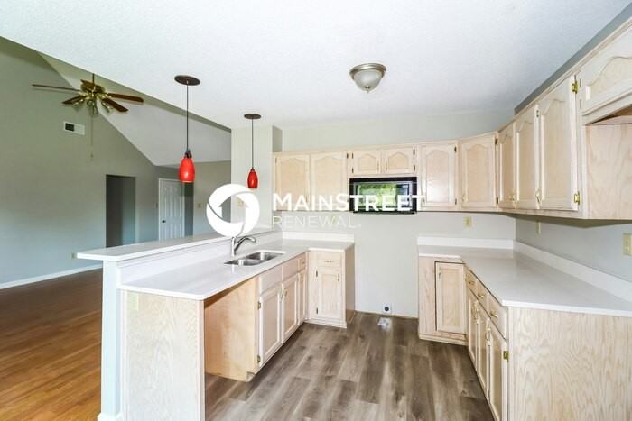 2759 Colonial Towers Dr - Photo 7 of 16