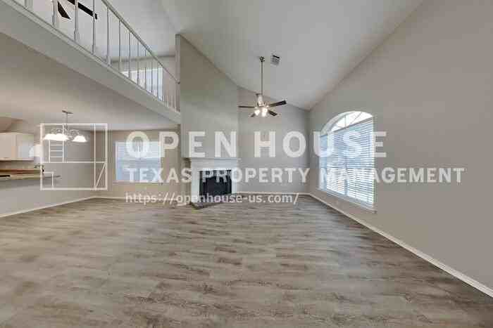 16819 Kettle Creek Dr - Photo 4 of 25