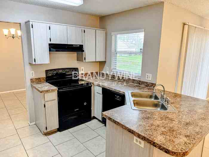 7108 Steffie Ln - Photo 6 of 18