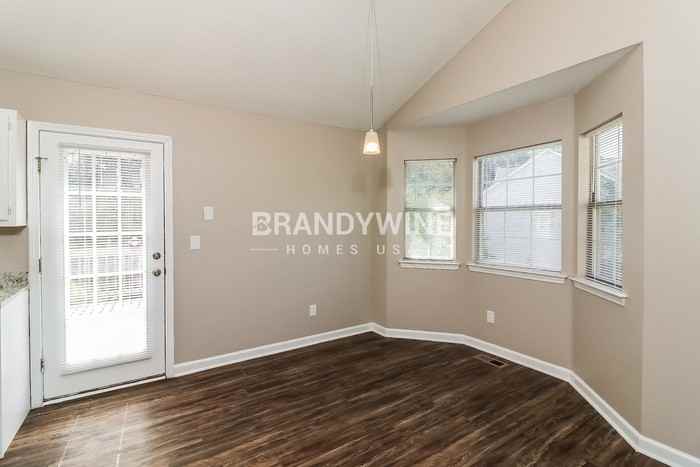 155 Woodbridge Dr - Photo 6 of 20