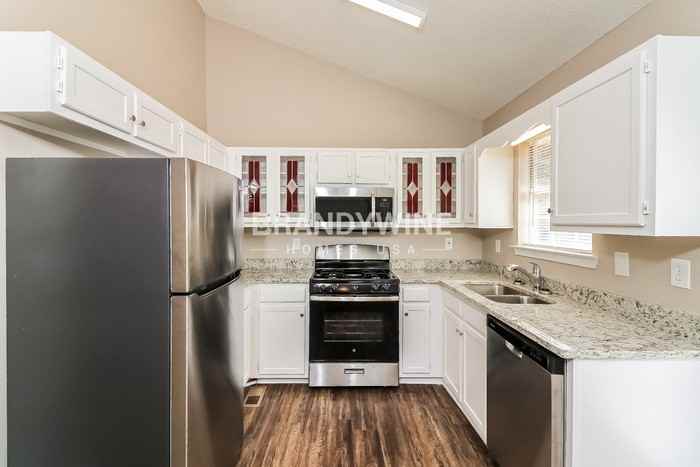 155 Woodbridge Dr - Photo 7 of 20