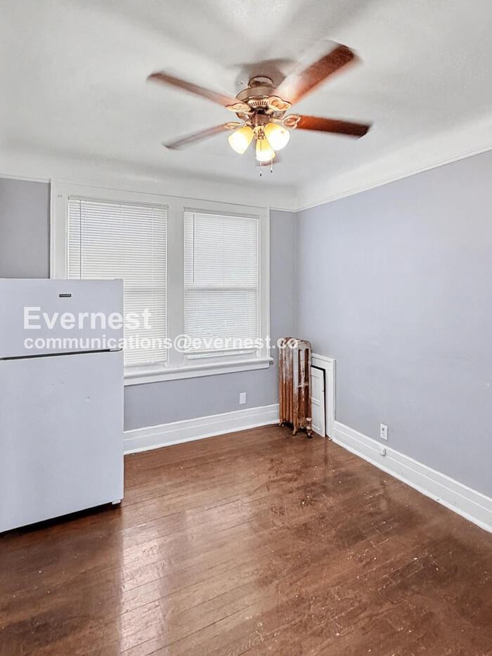 9351 Woodside St #3 - Photo 6 of 21