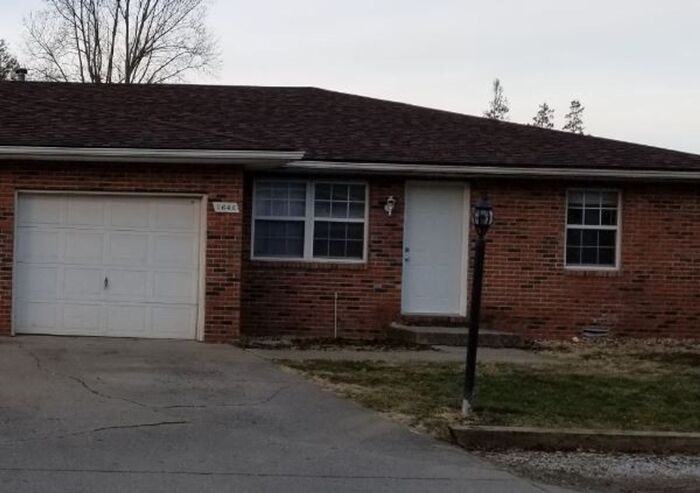 1646 Country Walk Ct #1648 - Photo 2 of 10