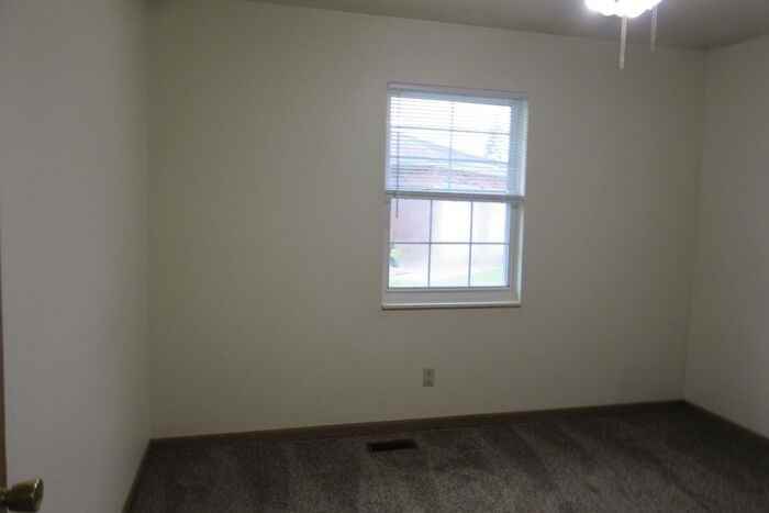 1646 Country Walk Ct #1648 - Photo 5 of 10