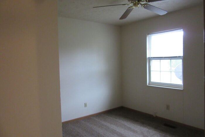 1646 Country Walk Ct #1648 - Photo 7 of 10