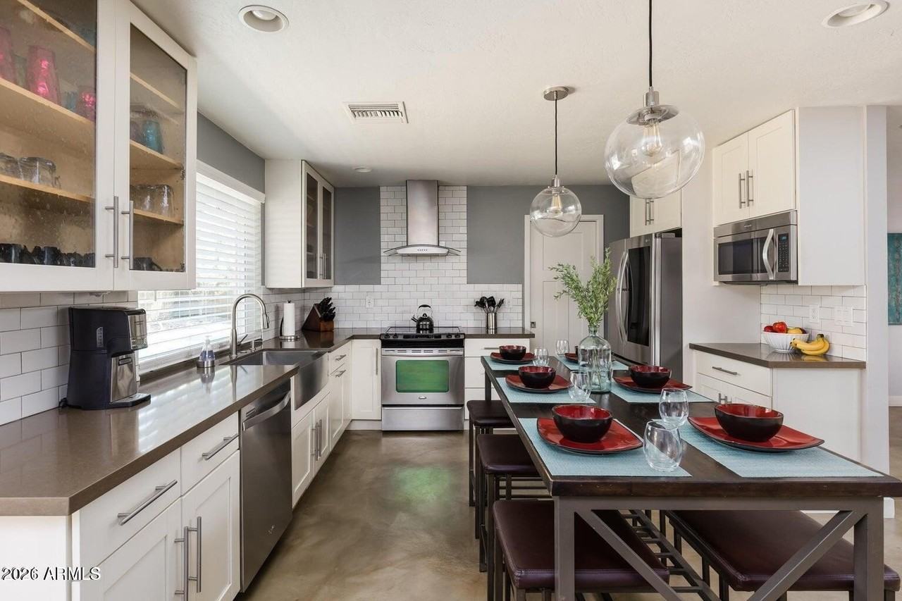 5225 N 83rd Pl - Photo 7 of 24