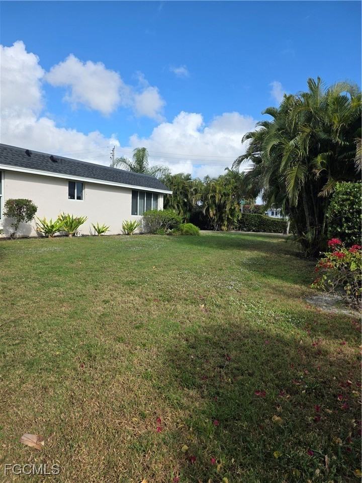 280 Lanchester Ct #38 - Photo 5 of 26