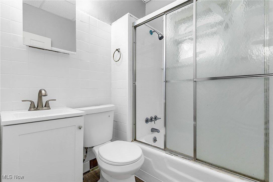 11606 Ohlman Ave - Photo 4 of 5