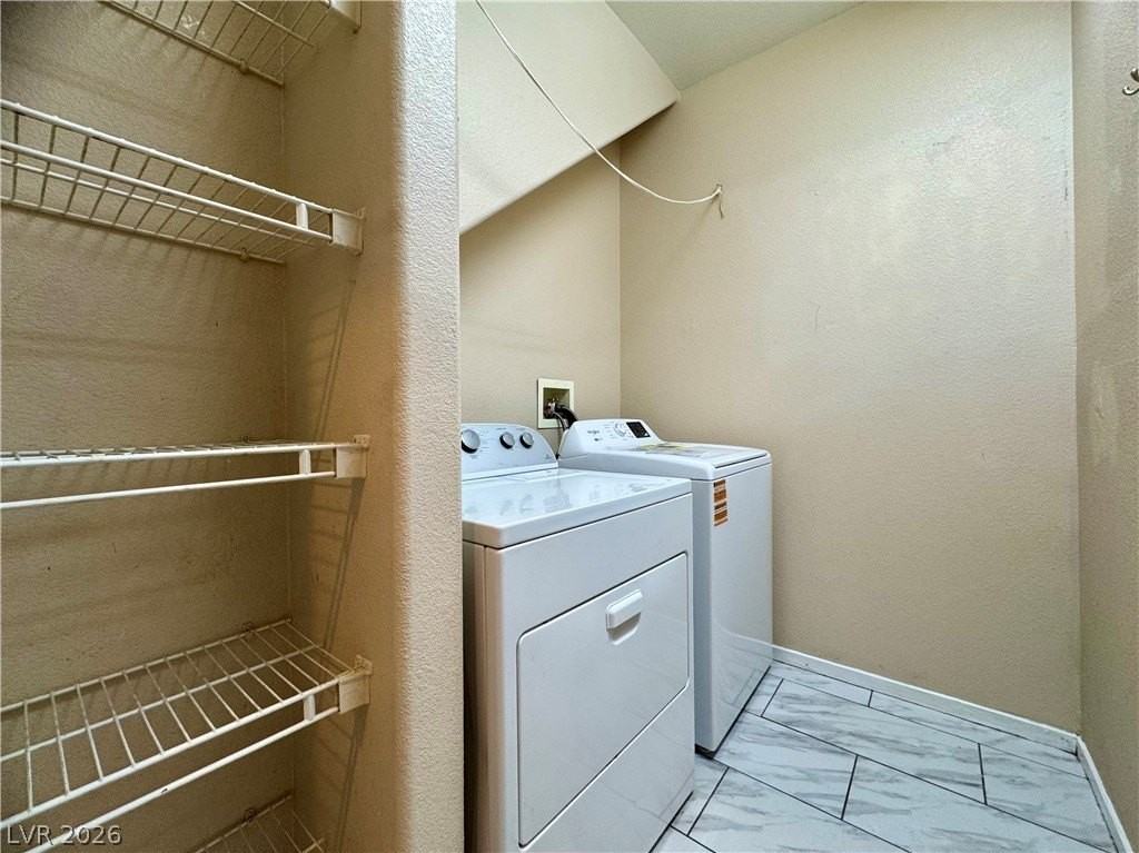 9964 Canyon Peak Dr - Photo 6 of 29