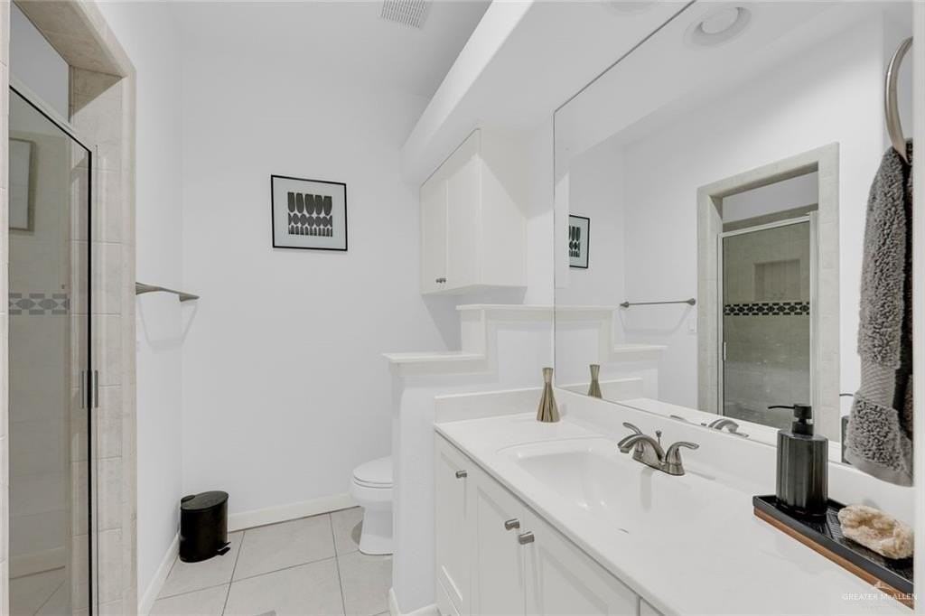 612 E Thornhill Ave - Photo 6 of 21