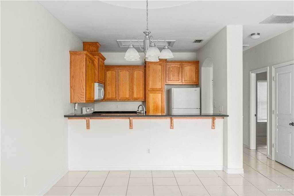 3036 Scotland Dr #2 - Photo 4 of 14