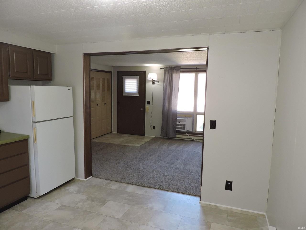 125 W Orange St #C - Photo 4 of 11