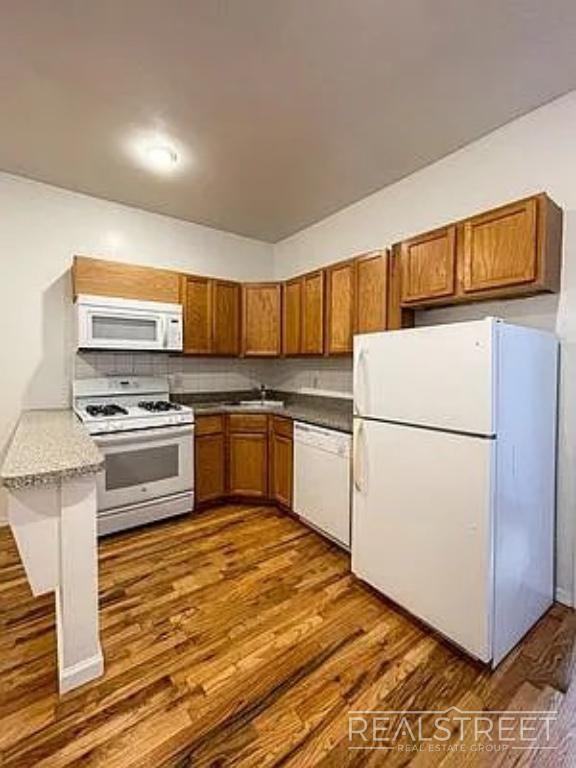 438 Union St #1 - Photo 6 of 7