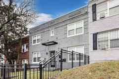 924 19th St NE - Photo 1 of 1