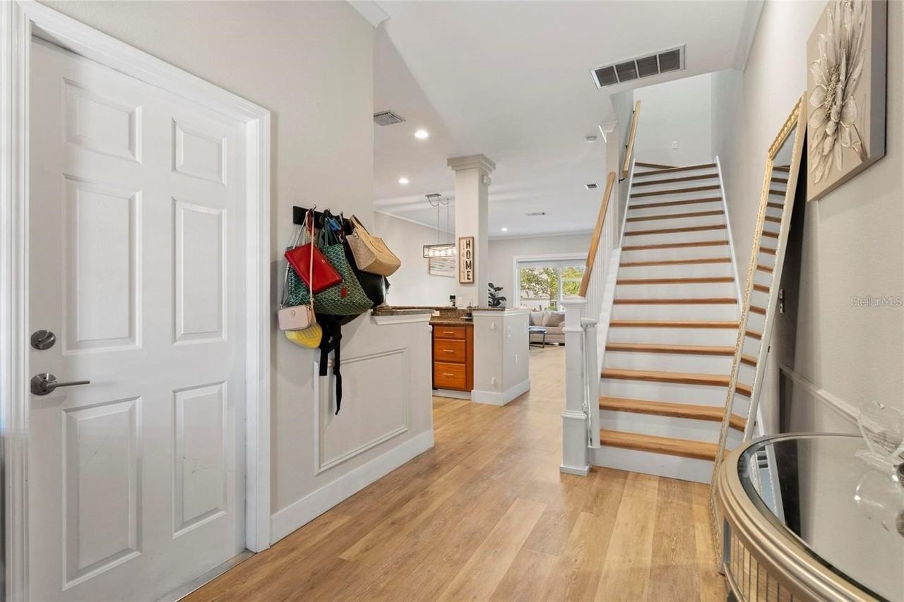 1461 Ridge Ter - Photo 2 of 14