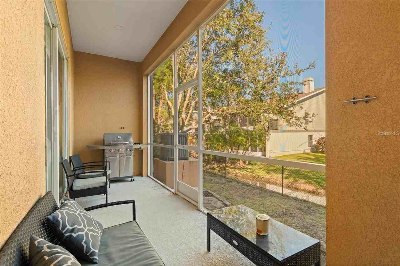 1461 Ridge Ter - Photo 7 of 14