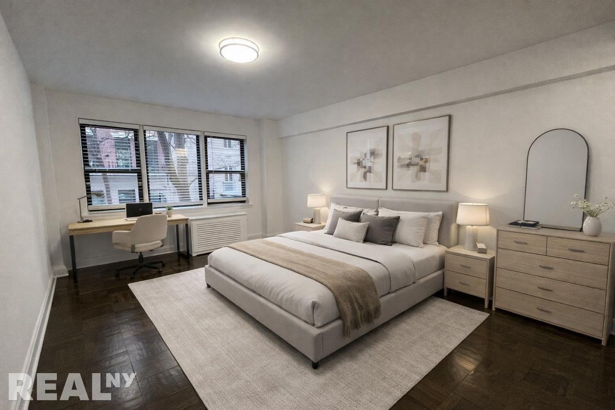 Beekman Pl #5B - Photo 2 of 10