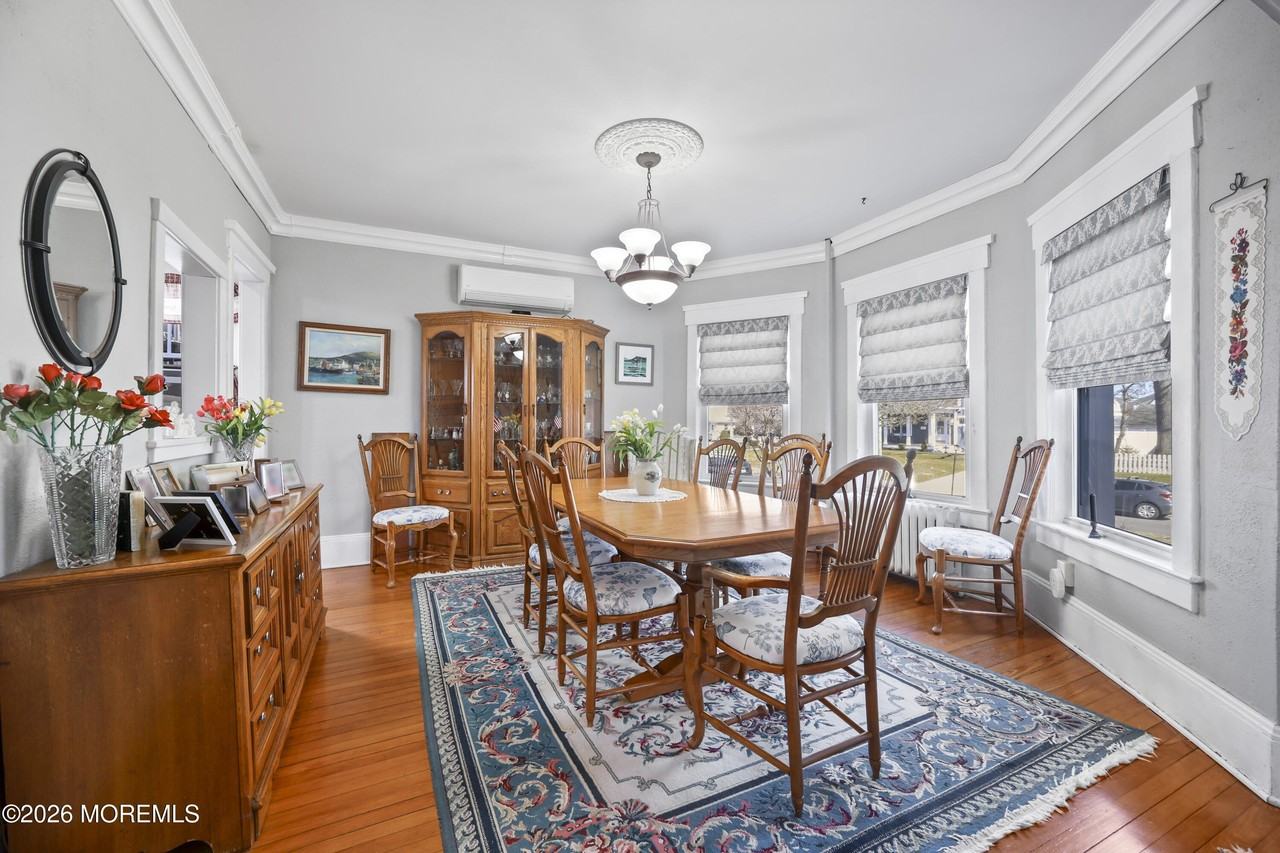 500 Evergreen Ave - Photo 7 of 35