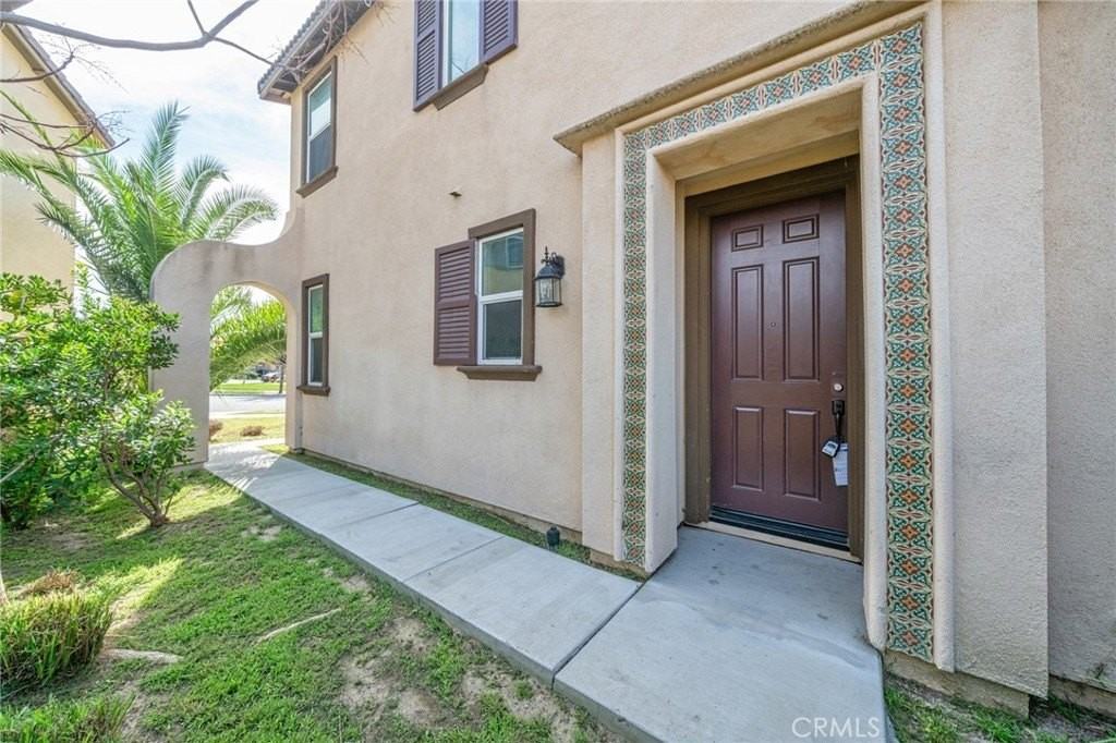 4806 S Apricot Way - Photo 3 of 22