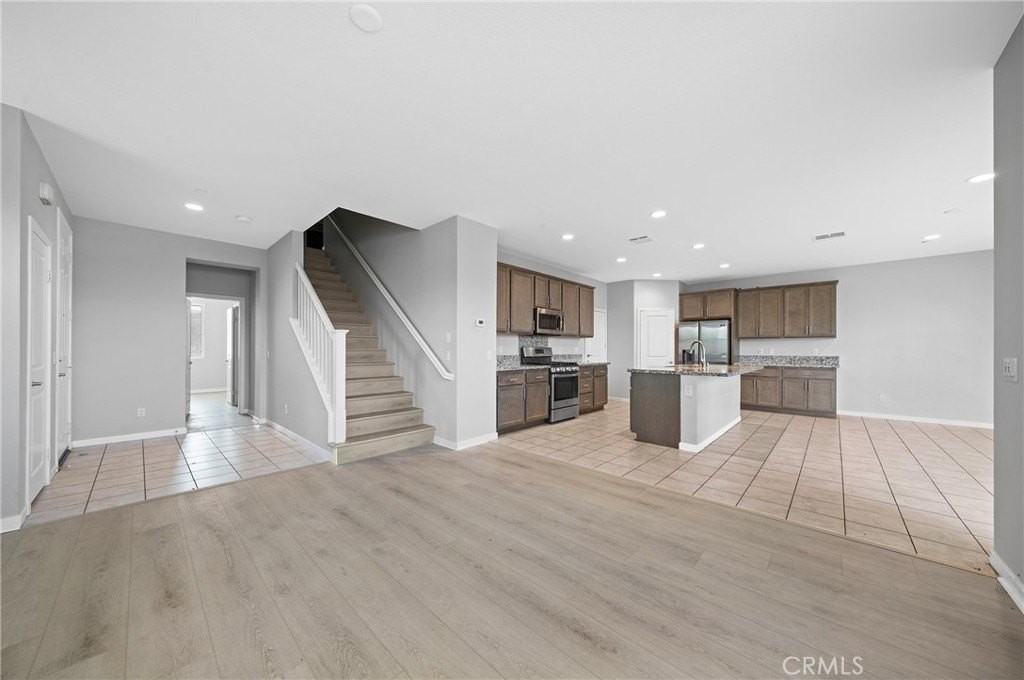 4806 S Apricot Way - Photo 4 of 22