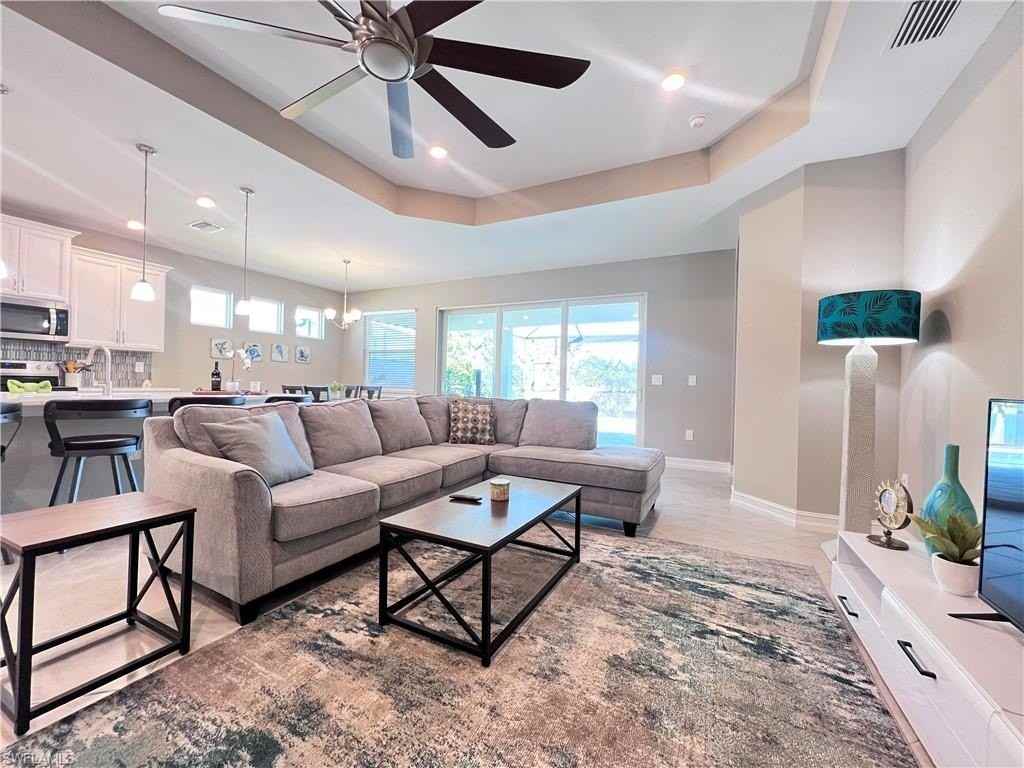 14715 Kelson Cir - Photo 4 of 34