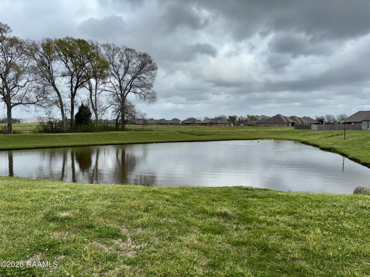 211 Hutton Ln - Photo 4 of 26