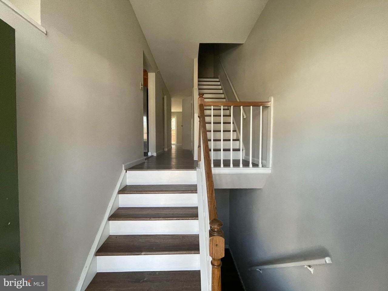 9817 Rainleaf Ct - Photo 2 of 26