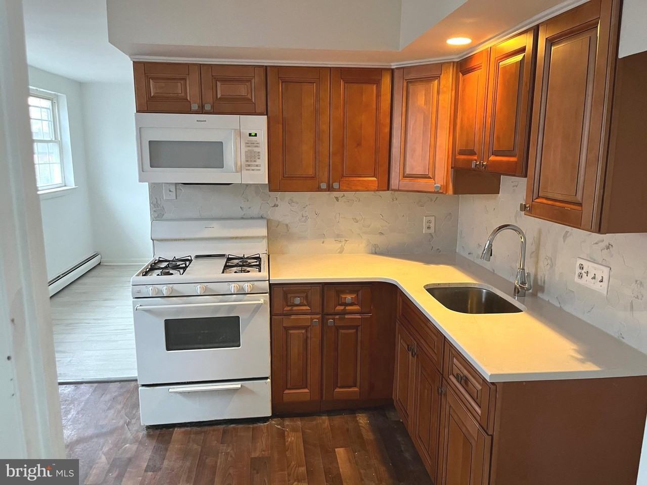 6010 Bingham St #2B - Photo 2 of 6