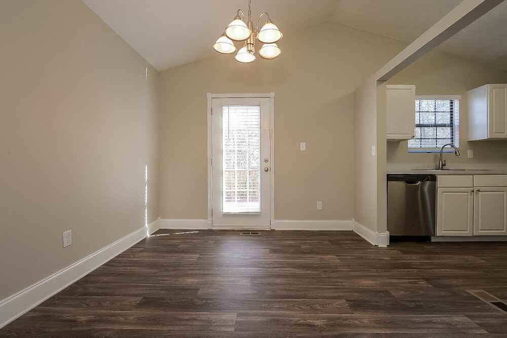 4910 Brookstone Pkwy - Photo 5 of 17