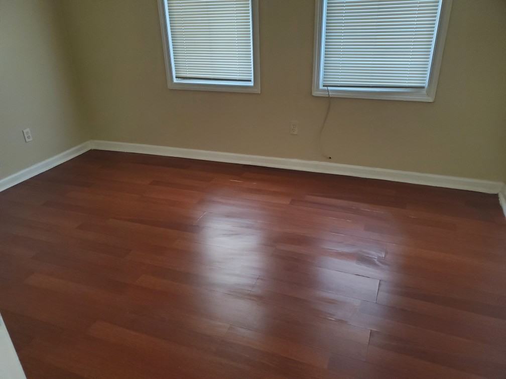 924 S 18th St - Photo 2 of 7
