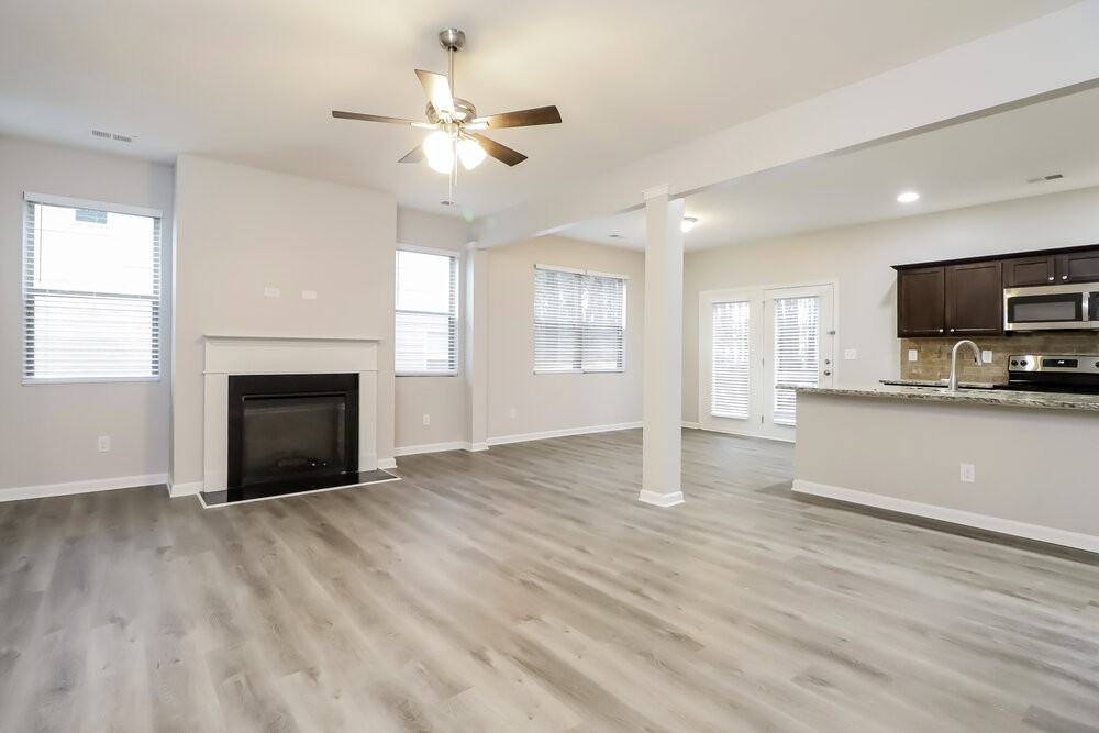 1415 Brickfield Way - Photo 5 of 17