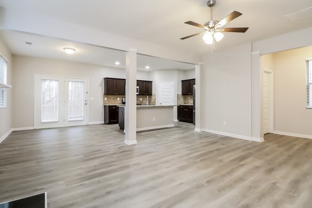 1415 Brickfield Way - Photo 6 of 17