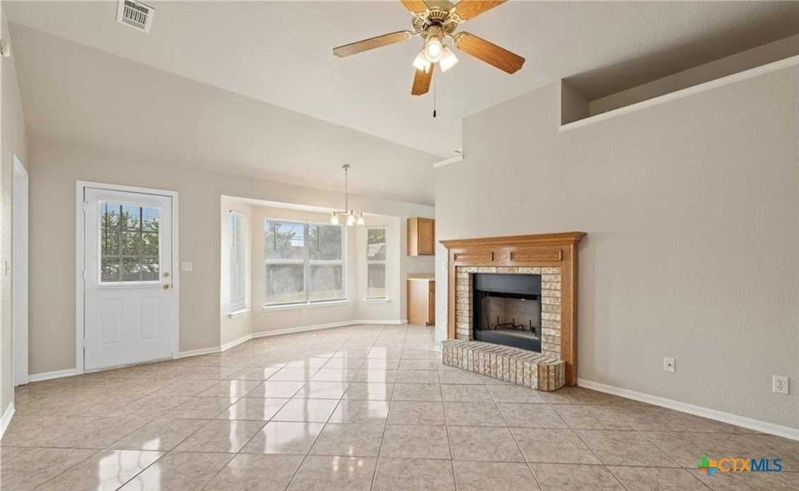 2908 Southhill Dr - Photo 6 of 26