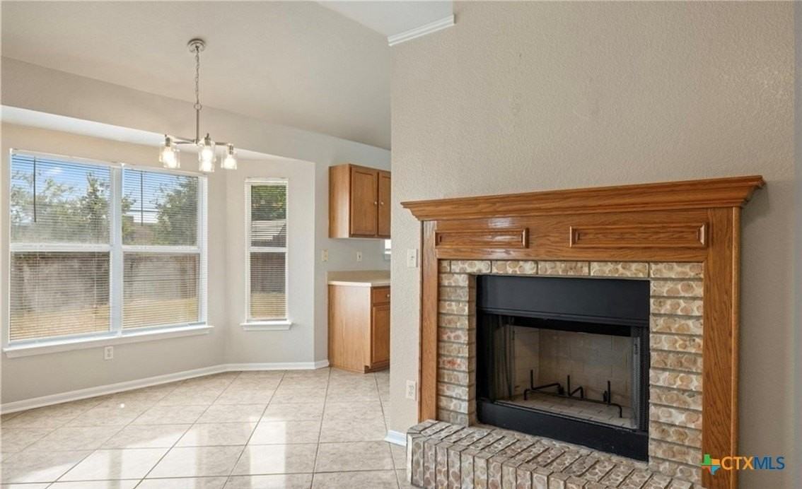 2908 Southhill Dr - Photo 7 of 26