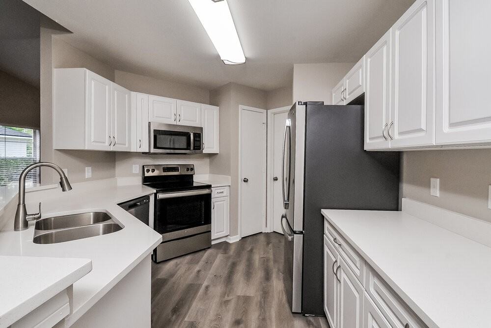 6013 Crickethollow Dr - Photo 6 of 16