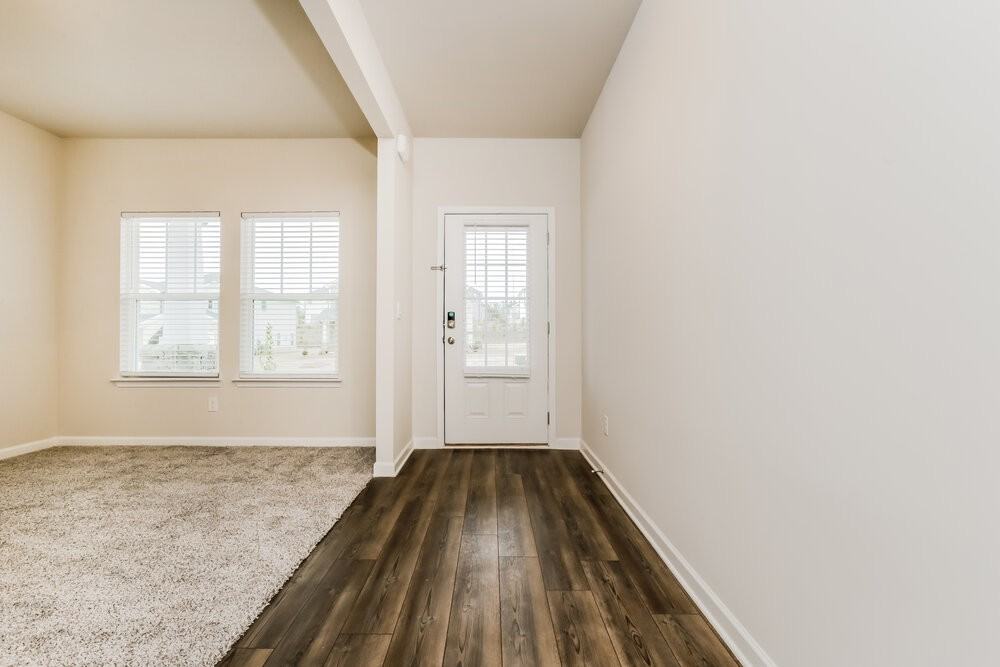 812 Milo Bay St - Photo 4 of 17