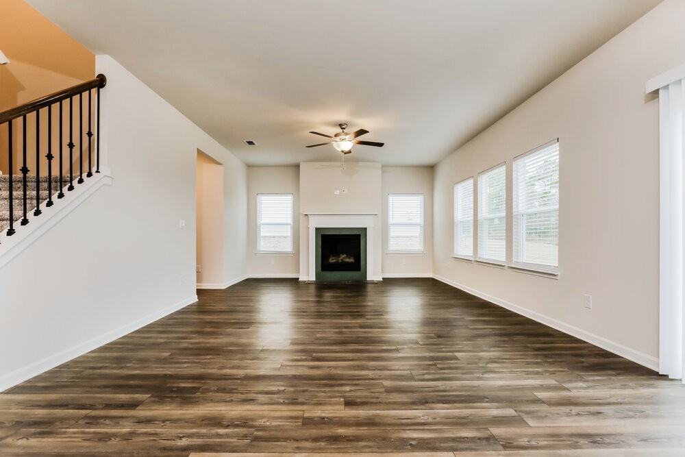 812 Milo Bay St - Photo 5 of 17