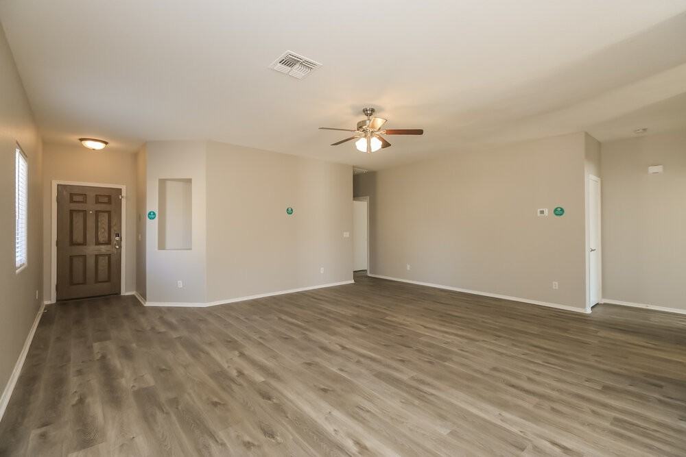 1733 E Silversmith Trl - Photo 5 of 16